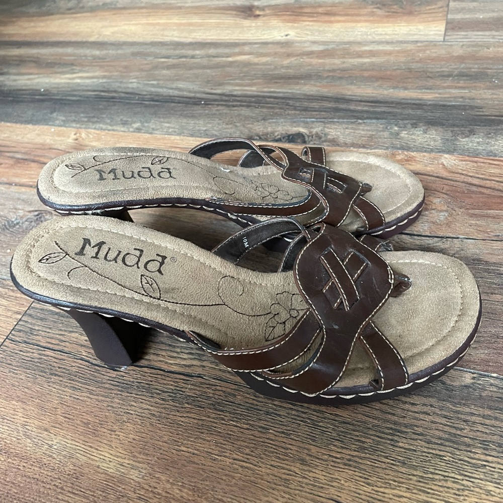 Vintage 90s style Mudd heels🤎